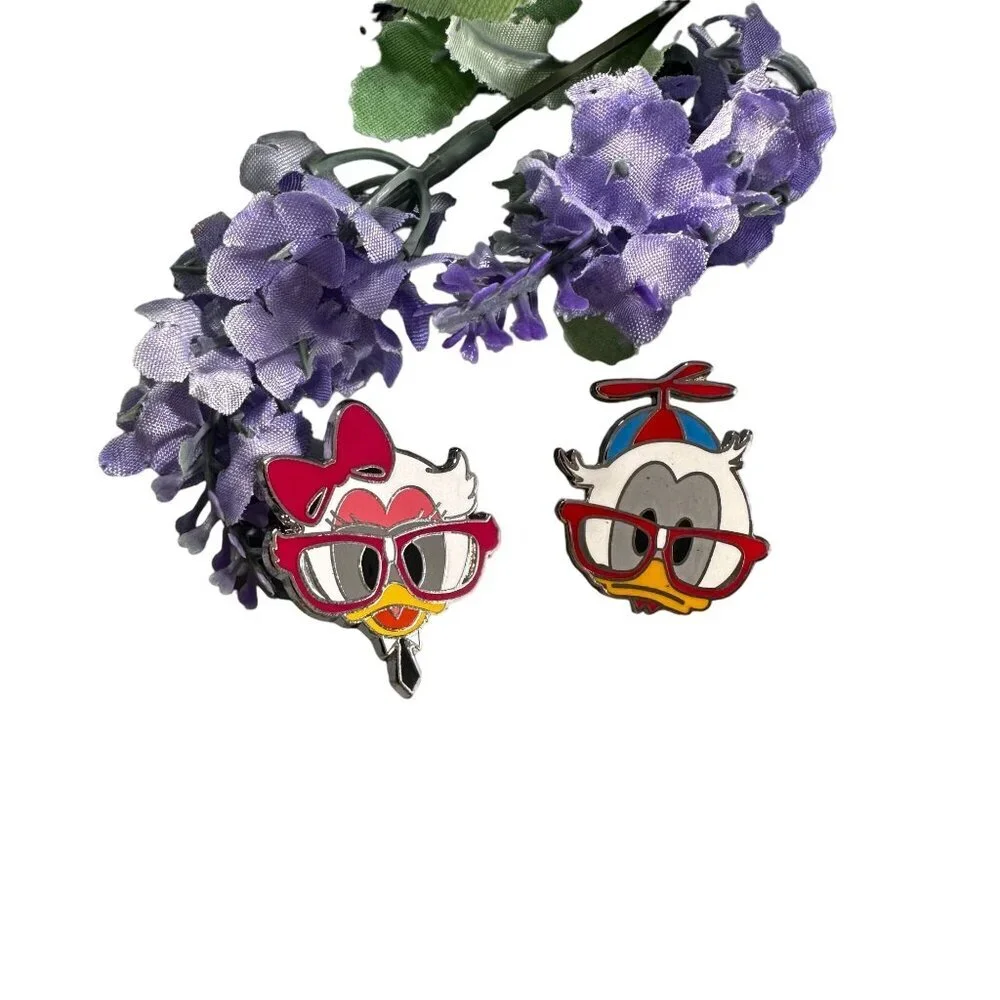 Daisy Donald Disney Trading Pin Duck Nerds Hat Glasses Lapel Pin Brooch Badge
